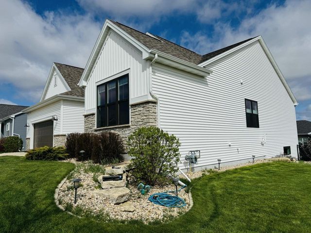 534 Foxfield ROAD, Oregon, WI 53575