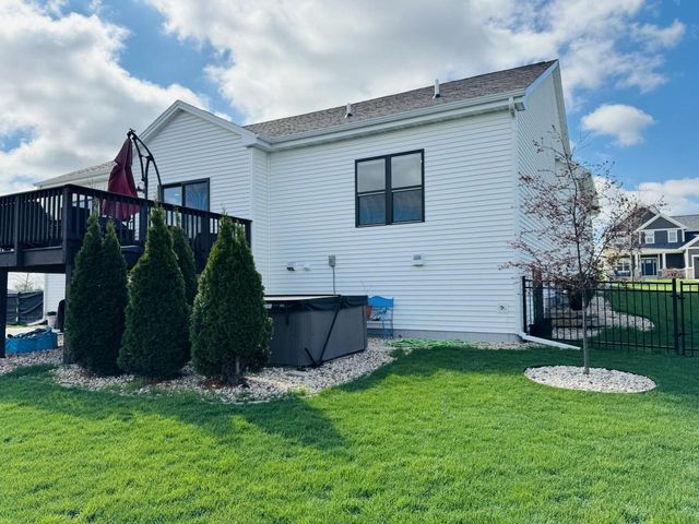 534 Foxfield ROAD, Oregon, WI 53575