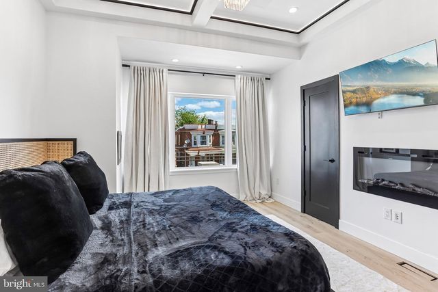 5338 LOCUST ST, Philadelphia, PA 19139