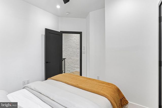 5338 LOCUST ST, Philadelphia, PA 19139