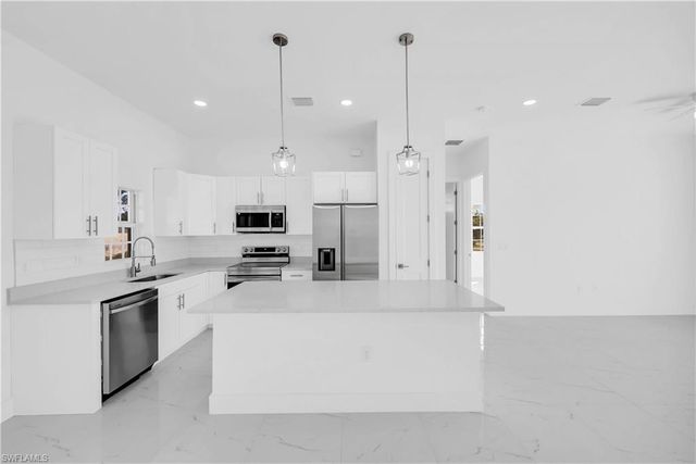 3312 20th ST W, Lehigh Acres, FL 33971