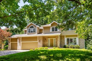 7080 Forest Drive, Johnston, IA 50131