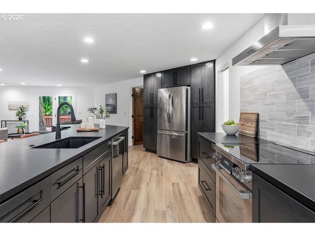 4580 PATRIOT Ct Se, Salem, OR 97302