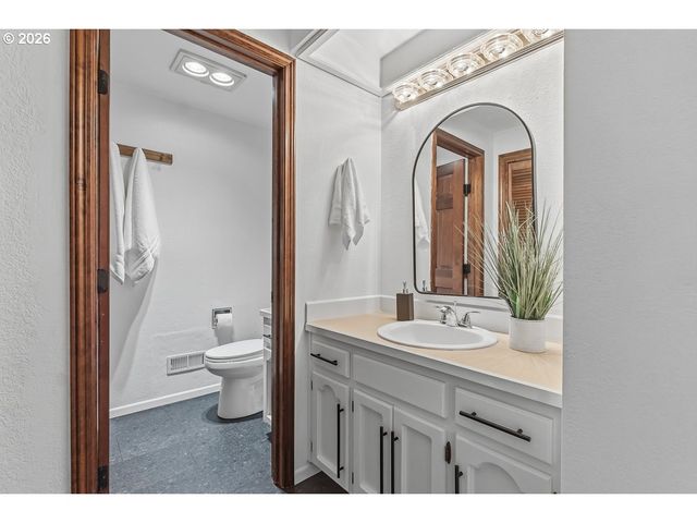 4580 PATRIOT Ct Se, Salem, OR 97302