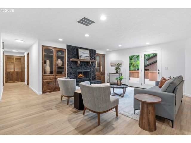 4580 PATRIOT Ct Se, Salem, OR 97302