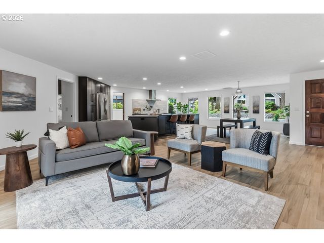4580 PATRIOT Ct Se, Salem, OR 97302