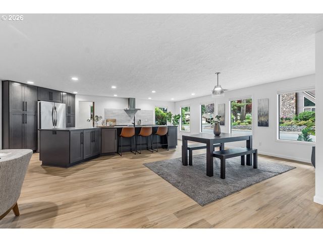 4580 PATRIOT Ct Se, Salem, OR 97302