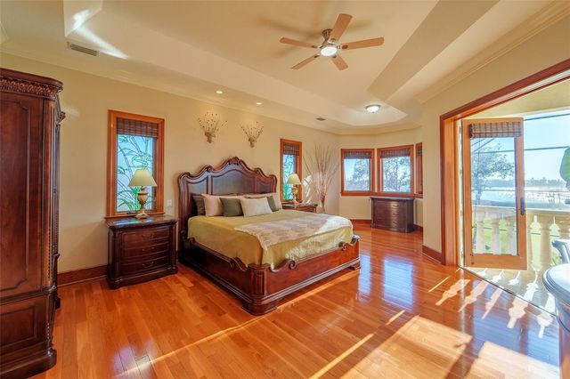 1930 BAYSHORE DRIVE, Englewood, FL 34223