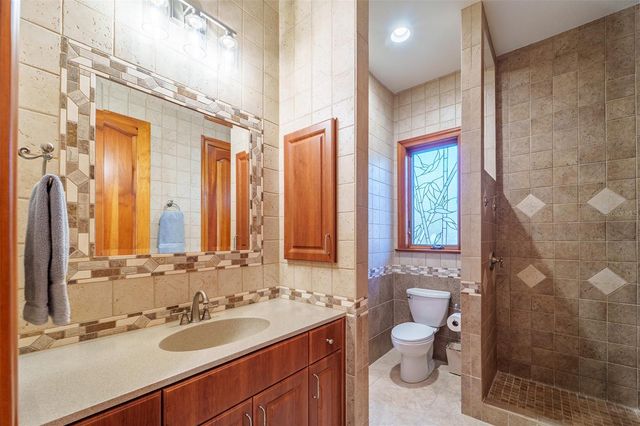 1930 BAYSHORE DRIVE, Englewood, FL 34223