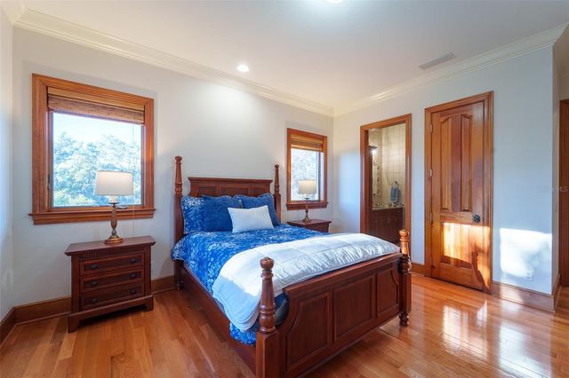 1930 BAYSHORE DRIVE, Englewood, FL 34223