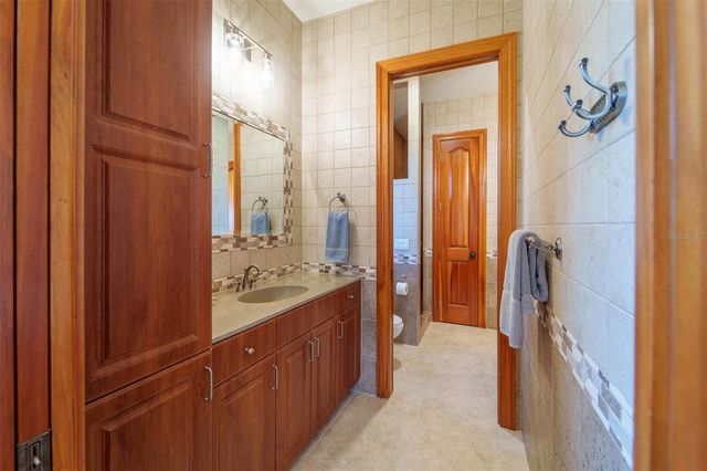 1930 BAYSHORE DRIVE, Englewood, FL 34223