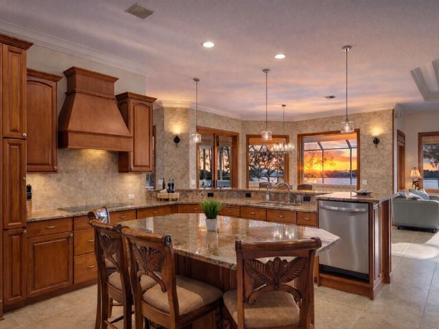 1930 BAYSHORE DRIVE, Englewood, FL 34223