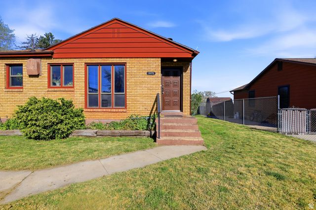 3975 S 2225 W, Roy, UT 84067