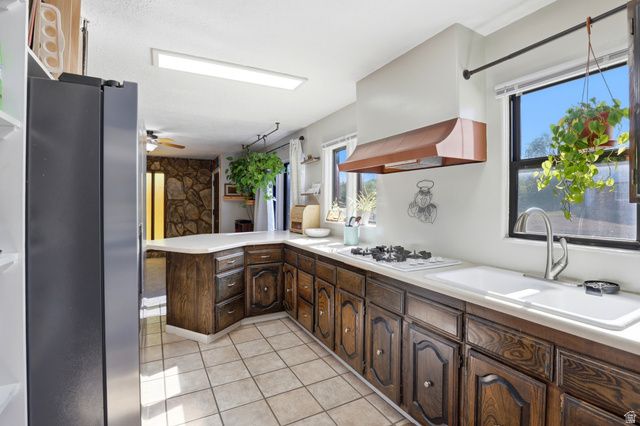 3975 S 2225 W, Roy, UT 84067