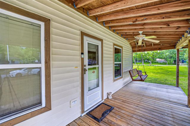 4220 Alabama Avenue, Dickinson, TX 77539