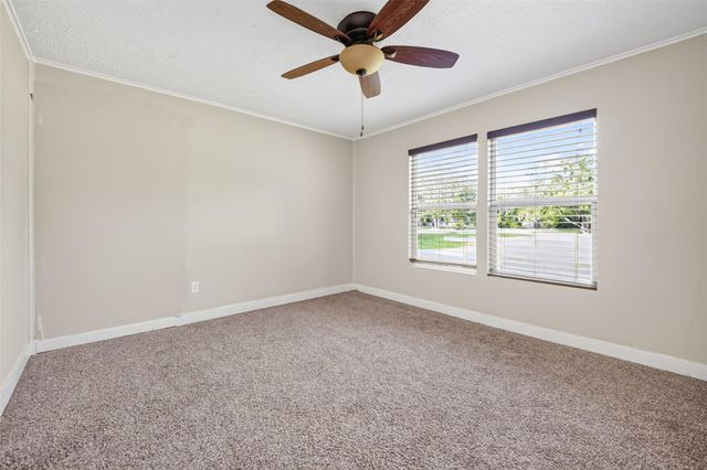 4220 Alabama Avenue, Dickinson, TX 77539