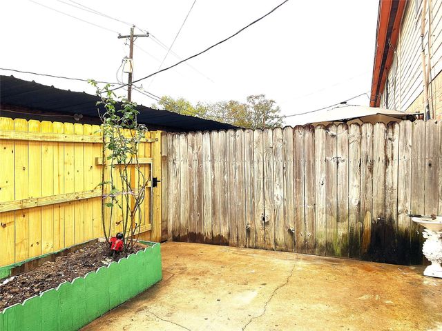 7831 Fuqua Street 7831, Houston, TX 77075