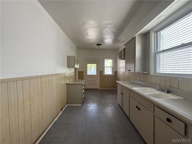 147 Longnecker Street, Buffalo, NY 14206