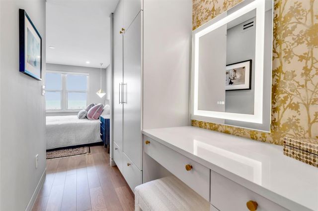 5740 MIDNIGHT PASS ROAD 403, Sarasota, FL 34242