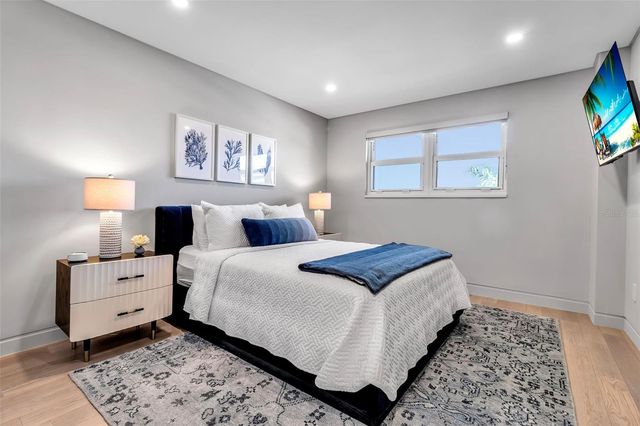 5740 MIDNIGHT PASS ROAD 403, Sarasota, FL 34242