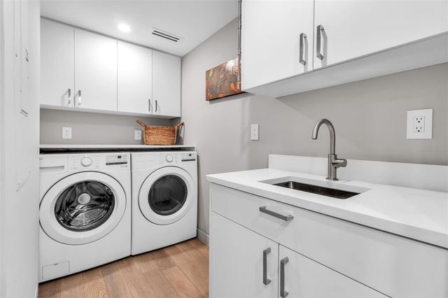 5740 MIDNIGHT PASS ROAD 403, Sarasota, FL 34242