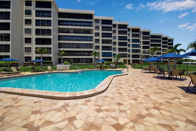 5740 MIDNIGHT PASS ROAD 403, Sarasota, FL 34242