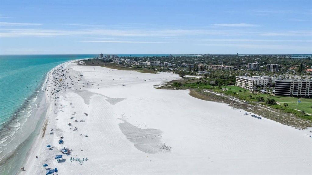 Image 46 of property listing at 5740 MIDNIGHT PASS ROAD 403, Sarasota, FL 34242