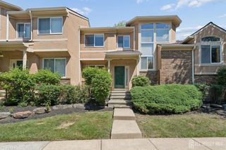 41 Kingsland Circle, South Brunswick, NJ 08852