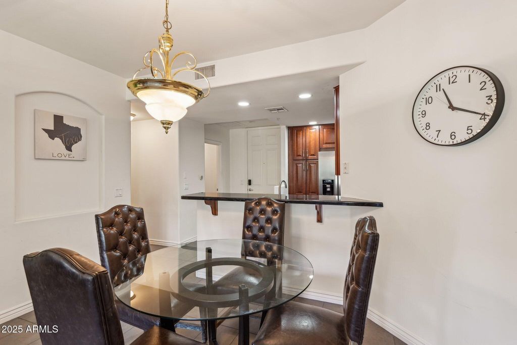 5350 E DEER VALLEY Drive 2408, Phoenix, AZ 85054 — photo 5