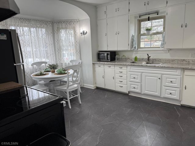 303 8th Avenue S, Princeton, MN 55371