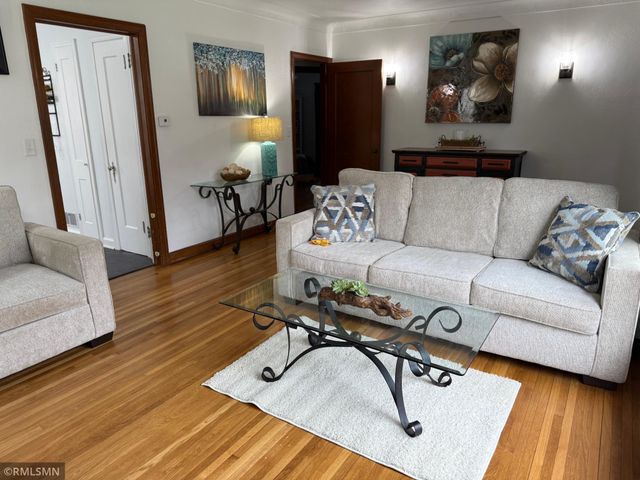 303 8th Avenue S, Princeton, MN 55371