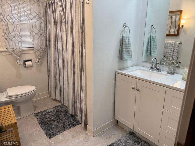 303 8th Avenue S, Princeton, MN 55371