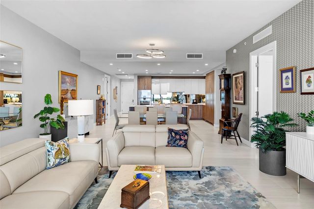 2103 BAYSHORE BOULEVARD 703, Tampa, FL 33606