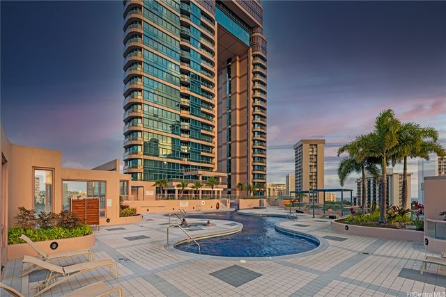 1888 Kalakaua Avenue 3504, Honolulu, HI 96815