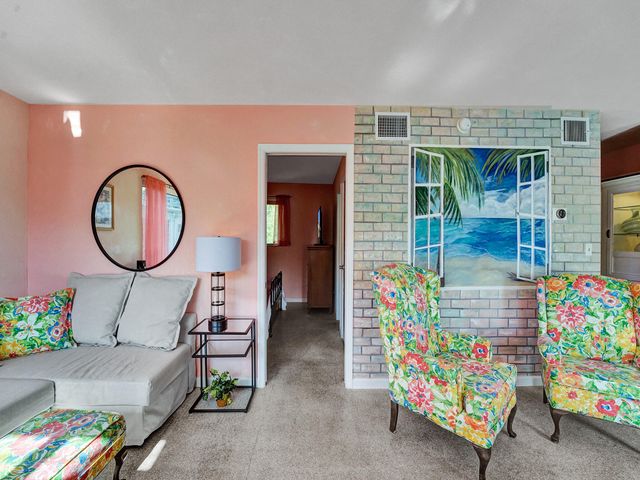 1115 SE 14th Place, Fort Lauderdale, FL 33316