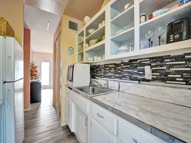 1115 SE 14th Place, Fort Lauderdale, FL 33316