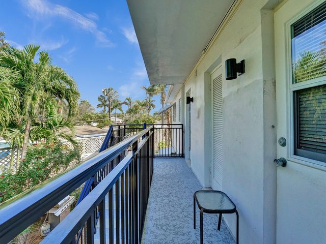 1115 SE 14th Place, Fort Lauderdale, FL 33316