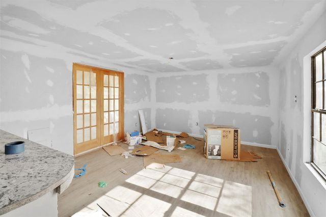 531 Circle Drive, La Porte, TX 77571