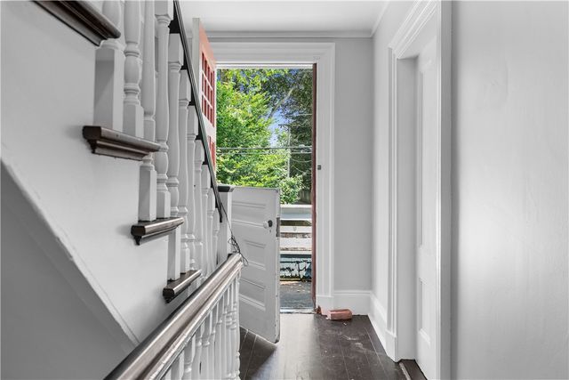 501 Spring Street 2, Newport, RI 02840