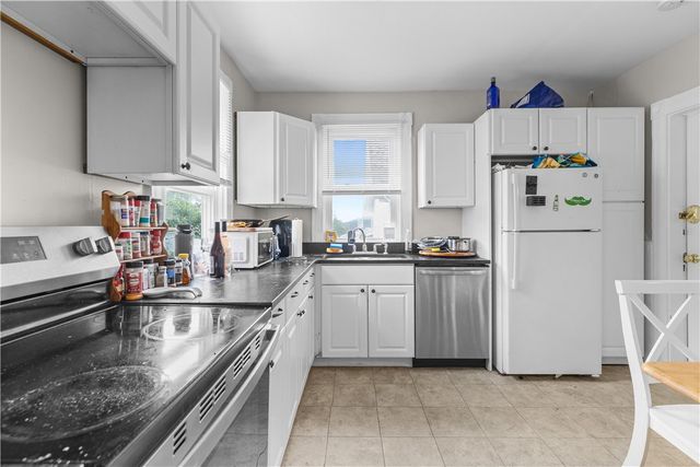 501 Spring Street 2, Newport, RI 02840