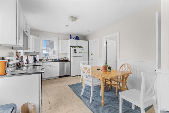 501 Spring Street 2, Newport, RI 02840