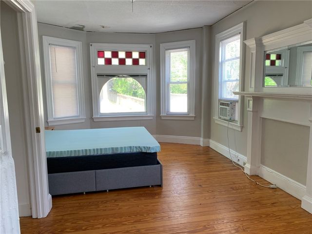 501 Spring Street 2, Newport, RI 02840