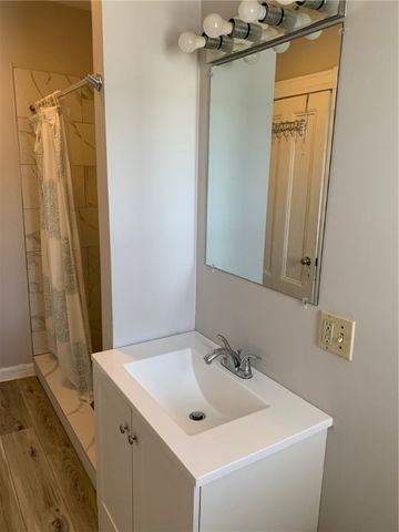 501 Spring Street 2, Newport, RI 02840