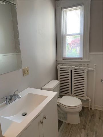 501 Spring Street 2, Newport, RI 02840