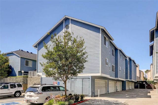 26111 Frampton F, Harbor City, CA 90710