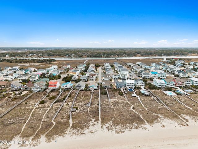 118 Clippership Drive, Holden Beach, NC 28462