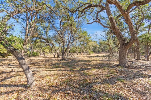 196 Lakewood CT, Canyon Lake, TX 78133