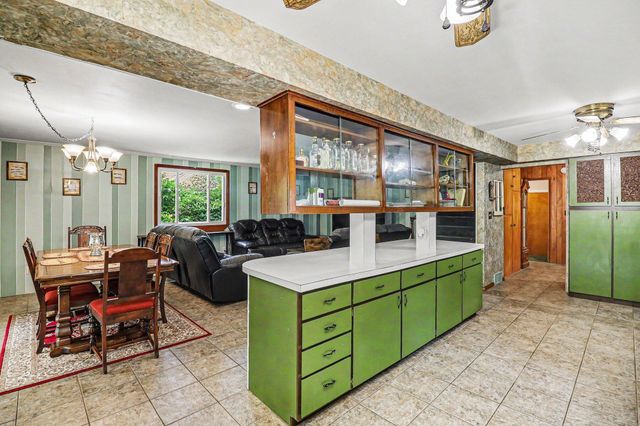 10624 Borgman Avenue, Van Buren Twp, MI 48111