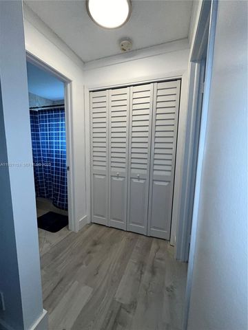 326 Wilson St 105, Hollywood, FL 33019