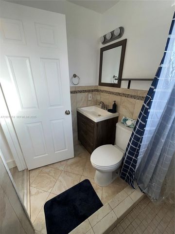 326 Wilson St 105, Hollywood, FL 33019